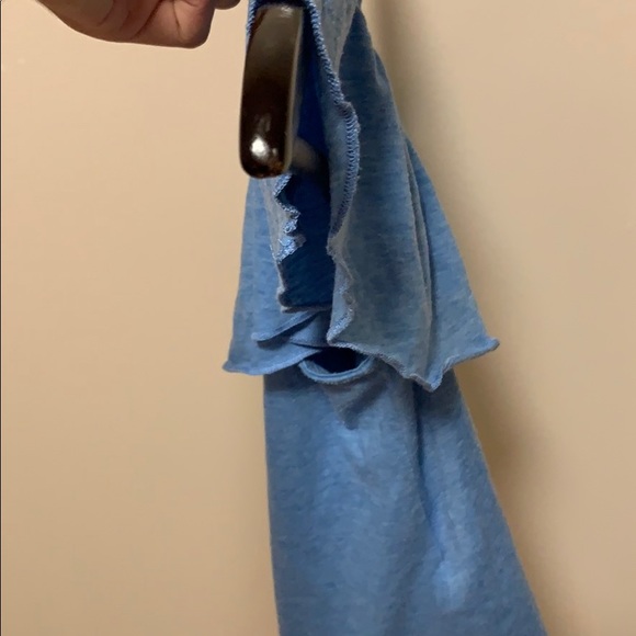 Blue top - Picture 2 of 3